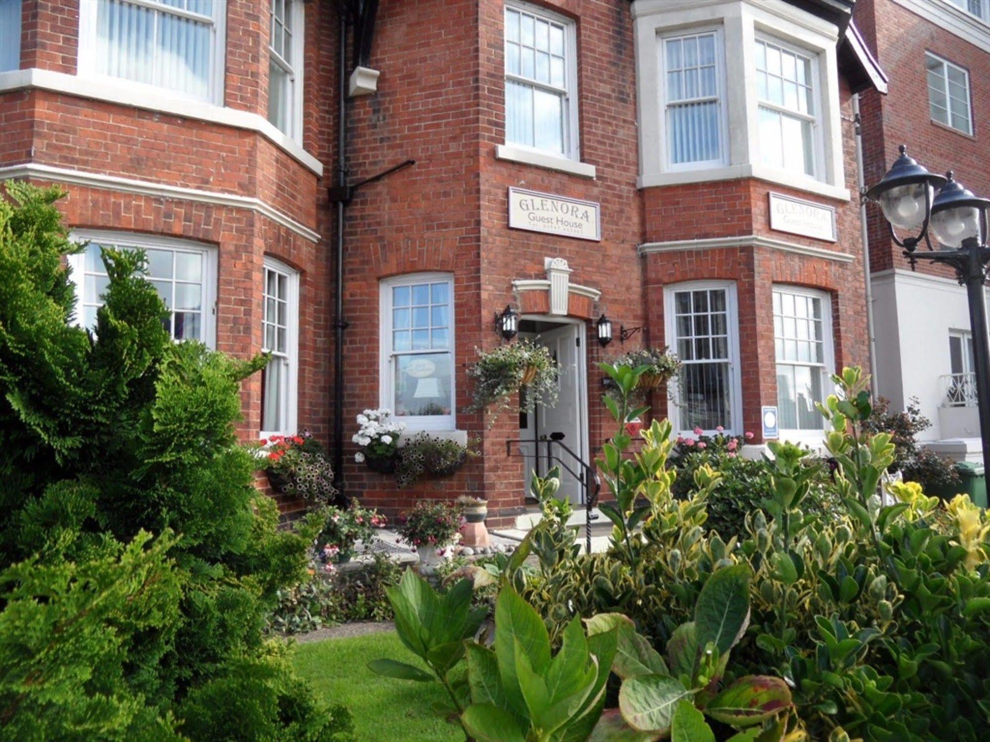 Glenora Guest House Whitby Dış mekan fotoğraf