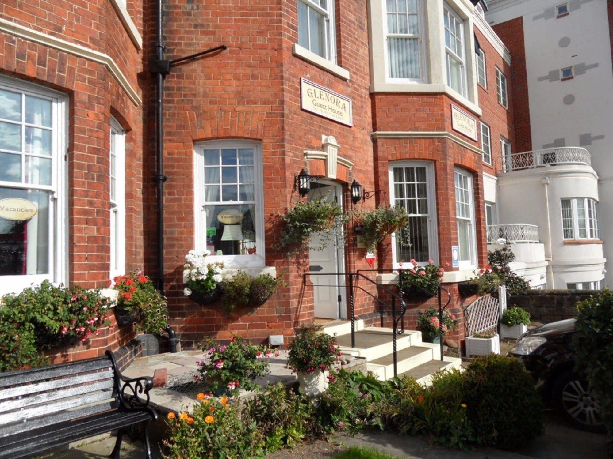 Glenora Guest House Whitby Dış mekan fotoğraf