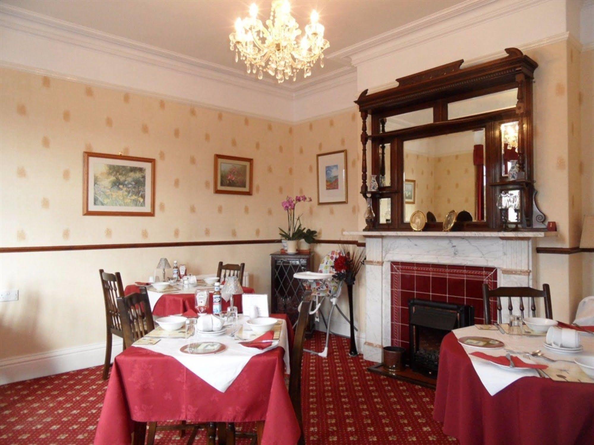 Glenora Guest House Whitby Dış mekan fotoğraf