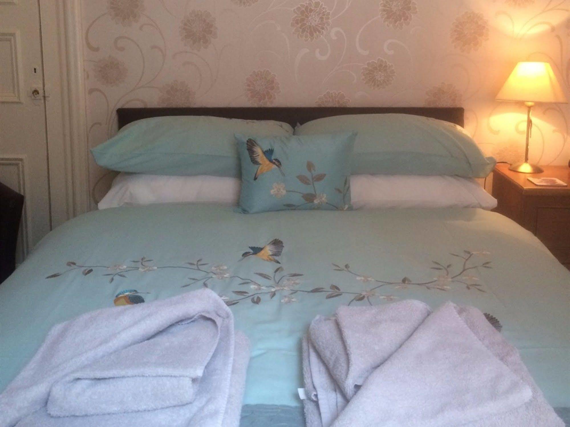 Glenora Guest House Whitby Dış mekan fotoğraf