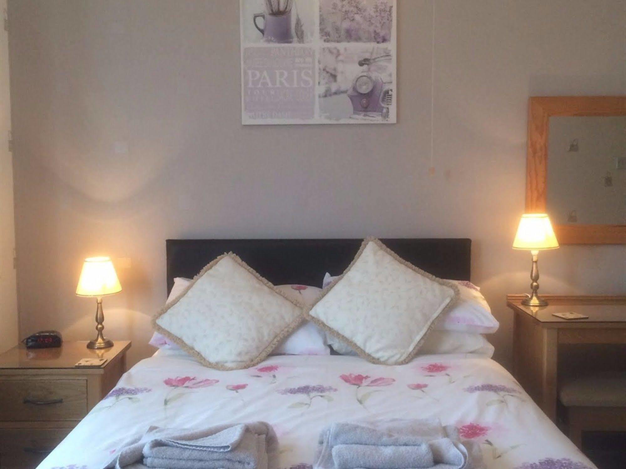 Glenora Guest House Whitby Dış mekan fotoğraf