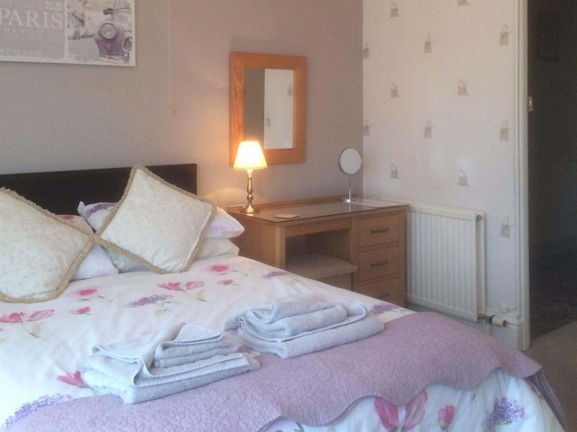 Glenora Guest House Whitby Dış mekan fotoğraf