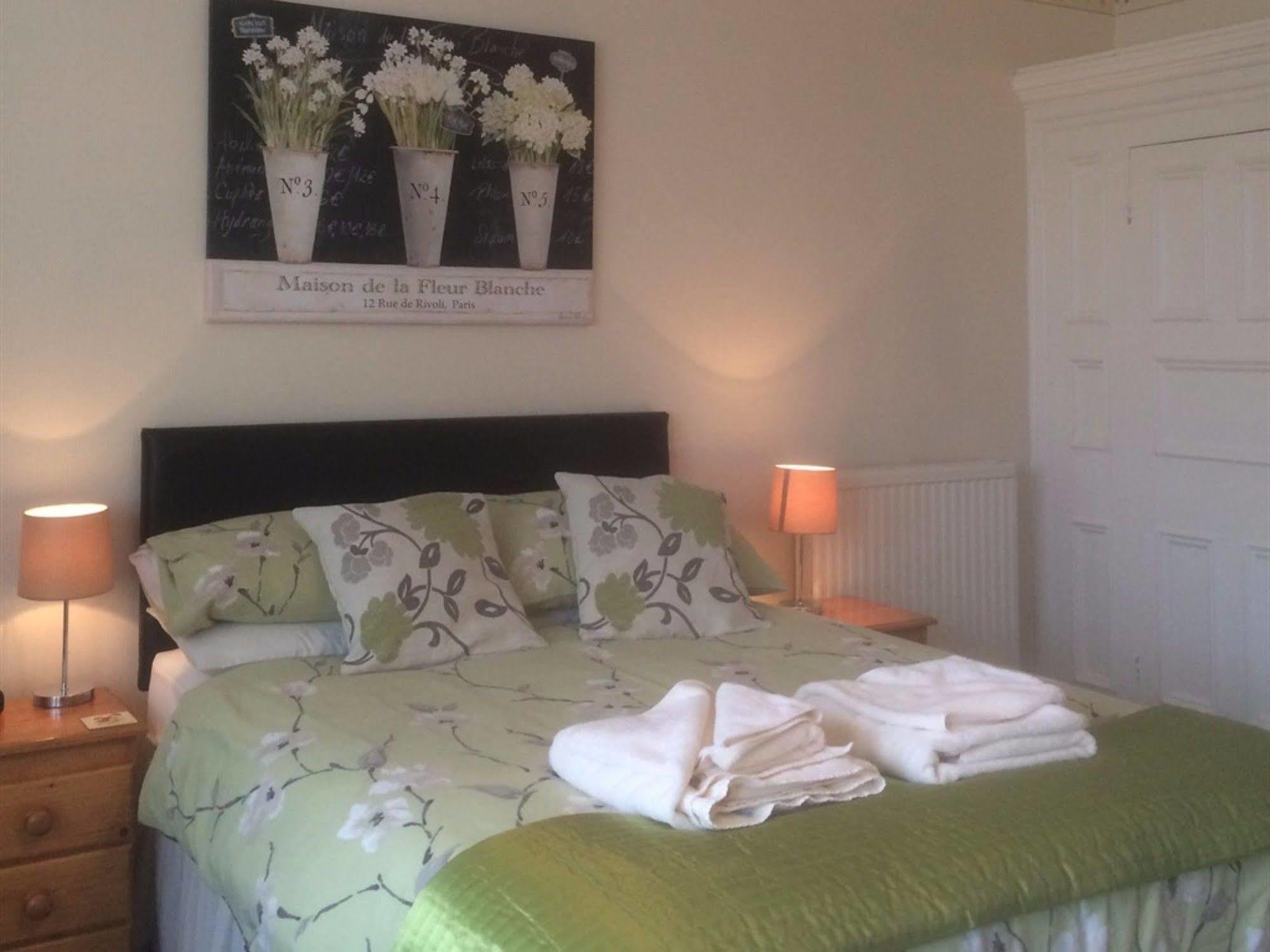 Glenora Guest House Whitby Dış mekan fotoğraf